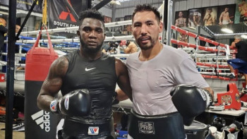 Фотография к новости: Жәнібек Әлімханұлы Карлос Адамеспен жекпе-жек өткізе ме?