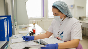 Фотография к новости: Жылына неше рет "больничныйға" шығуға болады?