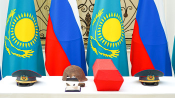 Фотография к новости: Мәскеуде қазақстандық жауынгердің сүйегі тапсырылды