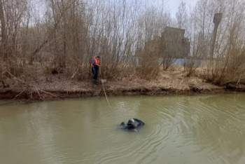 Фотография к новости: Ішімдік ішіп, баржадан секірген: Ертісте ер адам суға батып кетті