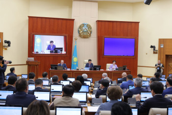 Фотография к новости: Мәжіліс нысаналы капитал қорлары туралы заңды мақұлдады