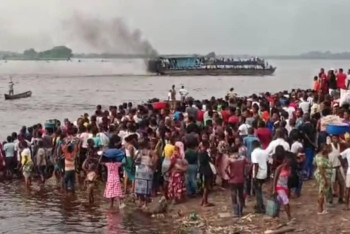 Фотография к новости: Конгода паром апатынан кем дегенде 100 адам қайтыс болды