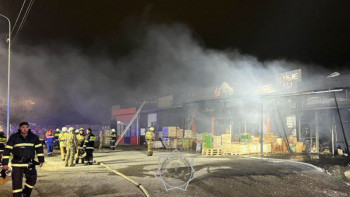 Фотография к новости: Алматыда құрылыс материалдары дүкені өртенді