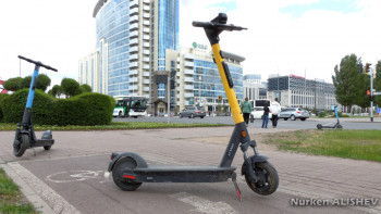 Фотография к новости: Қазақстанда электросамокаттарға мемлекеттік нөмірлер енгізілуі мүмкін
