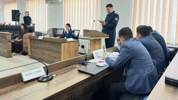 Фотография к новости: Шерзат ісі: Сотқа кешіккен адвокатқа ескерту жасалды