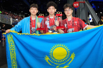 Фотография к новости: Қазақстандық оқушылар әлемдік чемпионатта алты бірдей марапат жеңіп алды