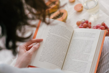 Фотография к новости: Бүгін елімізде алғаш рет "Кітап күні" аталып өтеді