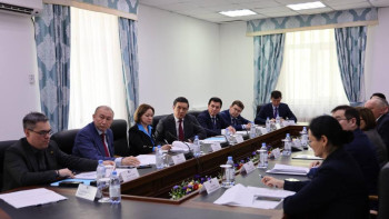 Фотография к новости: Сот төрелігі академиясында судьялар съезі тапсырмаларын жүзеге асыру жайы талқыланды