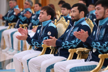 Фотография к новости: Олимпиада мен Паралимпиада жүлдегерлеріне мемлекеттік төлемдер жіберілді