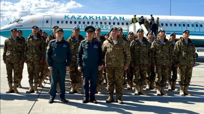 Қазақстандық десантшылар парадқа қатысу үшін Мәскеуге барды