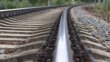 Фотография к новости: Қостанайда пойыз трактормен соқтығысып, бір адам қаза тапты