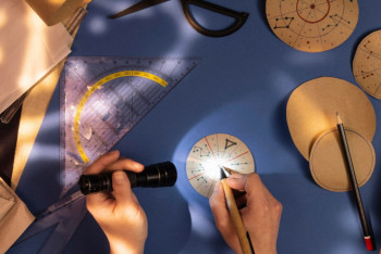 Фотография к новости: Мьянмада жер сілкінісін болжаған астролог қамауға алынды