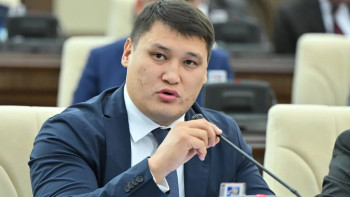 Фотография к новости: Берденовтің жағдайы қалай? – министр жауап берді