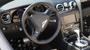 Фотография к новости: 2026 жылдан бастап көліктер рөлсіз шығарылады