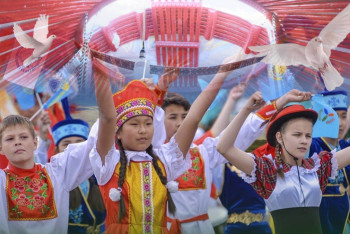 Фотография к новости: Бірлік – ел тірегі: 1 мамырдың мәні неде?