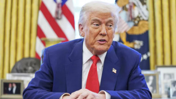 Фотография к новости: Трамп АҚШ экономикасындағы қиындықтар үшін Байденді айыптады