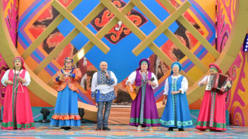 Фотография к новости: Ақтөбеліктер бірлік мерекесін тойлап жатыр