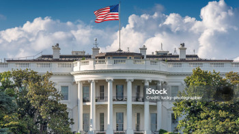 Фотография к новости: Трамп ұлттық қауіпсіздік жөніндегі кеңесші Майк Уолцты жанжалға байланысты қызметінен босатты