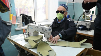 Фотография к новости: Ақтөбеде зағип жандар жұмыс істейтін цех ғимараты тозып тұр