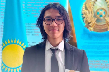 Фотография к новости: Қазақстандық оқушы Азия-Тынық мұхиты аймағының ең мықты лингвисі атанды