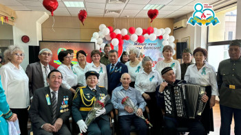 Фотография к новости: Зейнеткерлер арасында әскери әндер челленджі өтті