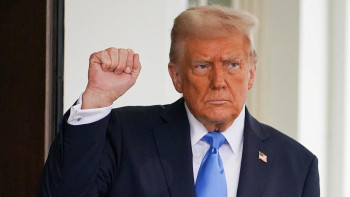 Фотография к новости: Трамп Мәскеу мен Киевті 30 күнге атысты тоқтатуға шақырды