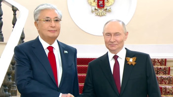 Фотография к новости: Қасым-Жомарт Тоқаевты Кремльде  Владимир Путин қарсы алды