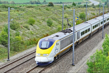 Фотография к новости: Қостанайда тепловоз бен жеңіл көлік соқтығысты