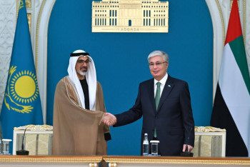 Фотография к новости: Қазақстан мен БАӘ екіжақты құжаттар алмасты