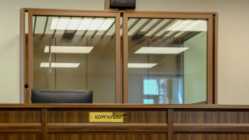 Фотография к новости: Пышақпен адамға көптеген соққы жасаған күдікті Ресейден елге жеткізілді