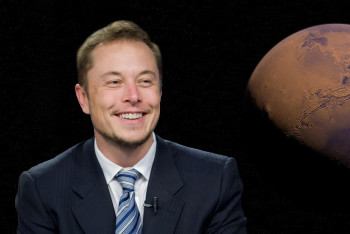 Фотография к новости: Илон Маск адам сияқты билейтін роботын таныстырды