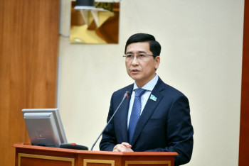 Фотография к новости: Аймағамбетов: ВПЧ – тек "әйел вирусы" емес, ұлдар да – қауіп тобында