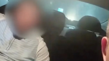 Фотография к новости: Алматыда полицейлерді балағаттаған азамат қолға түсті