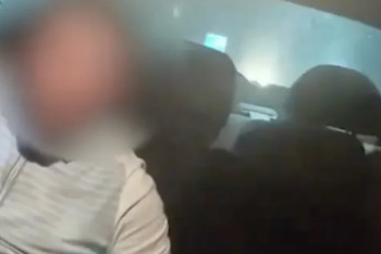 Фотография к новости: Алматыда полицейлерді балағаттаған азамат қолға түсті