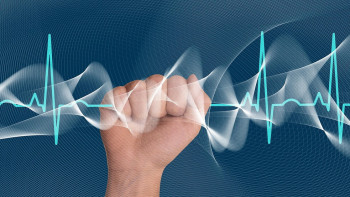 Фотография к новости: Сара Алпысқызы ем қабылдап жатыр – Тұңғыш Президент кеңесшісі