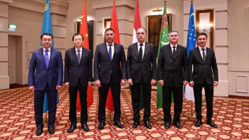 Фотография к новости: Астанада Қытай мен Орталық Азия елдері көлік министрлерінің кездесуі өтті