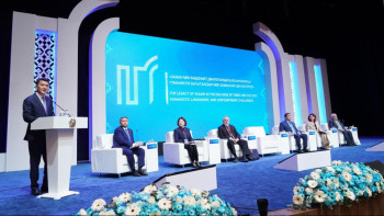 Фотография к новости: Түркістанда Ясауи мұрасына арналған симпозиум өтті