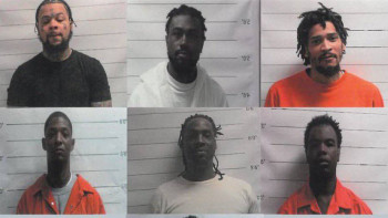 Фотография к новости: АҚШ-та ауыр қылмыс үшін сотталған 11 адам түрмеден қашып кетті