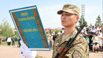 Фотография к новости: Астанада сарбаздар Отанға адал болуға ант берді