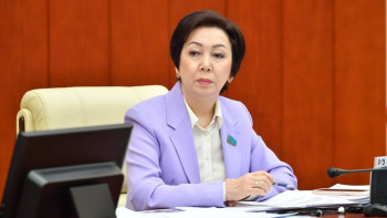 Фотография к новости: Қай министрліктер қаржыны игере алмай отыр