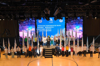 Фотография к новости: Жұмысшы мамандықтар жылы аясында Қарағандыда ауқымды форум басталды