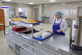 Фотография к новости: Мектеп асханаларына жаңа талап: тұз 5 есе, қант 3,6 есе азаяды