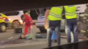 Фотография к новости: Алматыда жүк көлігімен болған сұмдық жол апатынан екі адам қаза тапты