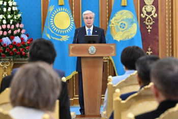 Фотография к новости: Президент Қайрат Байбосыновқа жаңа атақ берді