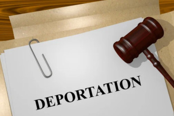 Фотография к новости: Трамп әкімшілігі АҚШ-тағы 200 мың украиндықты депортациялауды жоспарлап отыр