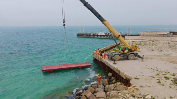 Фотография к новости: Балықшыларға база, туристерге демалыс: Құрық жағалауында жаңа айлақ салынды