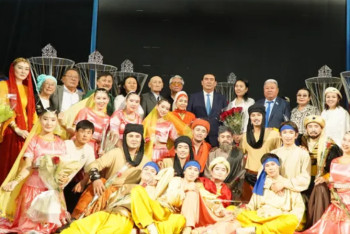 Фотография к новости: Дебюттік қойылым: Тараз жастар театры студиясы "Ләйлі-Мәжнүн" пьесасын сахналады