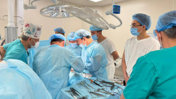 Фотография к новости: Павлодарда ұйқыбез ісігіне күрделі операция жасалды