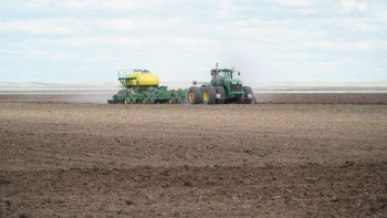 Фотография к новости: Ақмола облысында көктемгі егіс жұмыстары 51%-ға орындалды