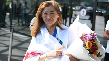 Фотография к новости: Түркі қызы Эверест шыңын  бағындырды